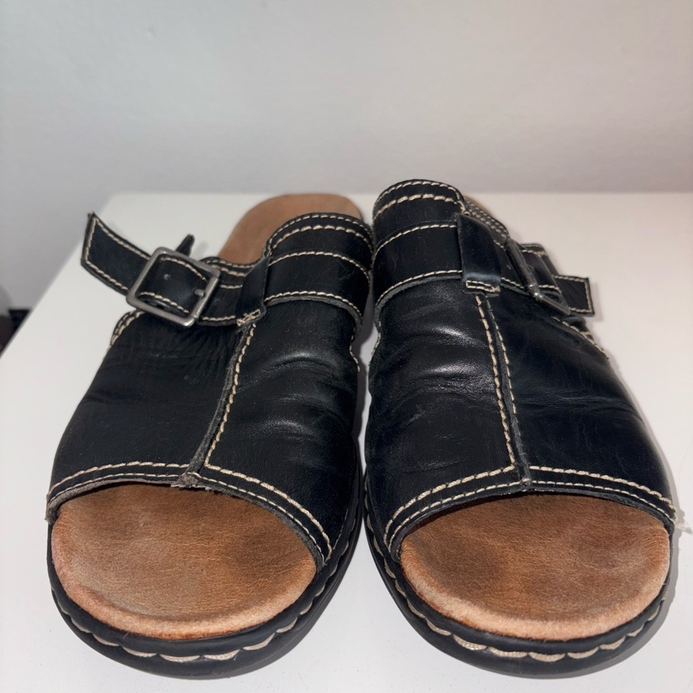 Clarks Black Leather Leisa Gianna Slide Sandal - Picture 10 of 12